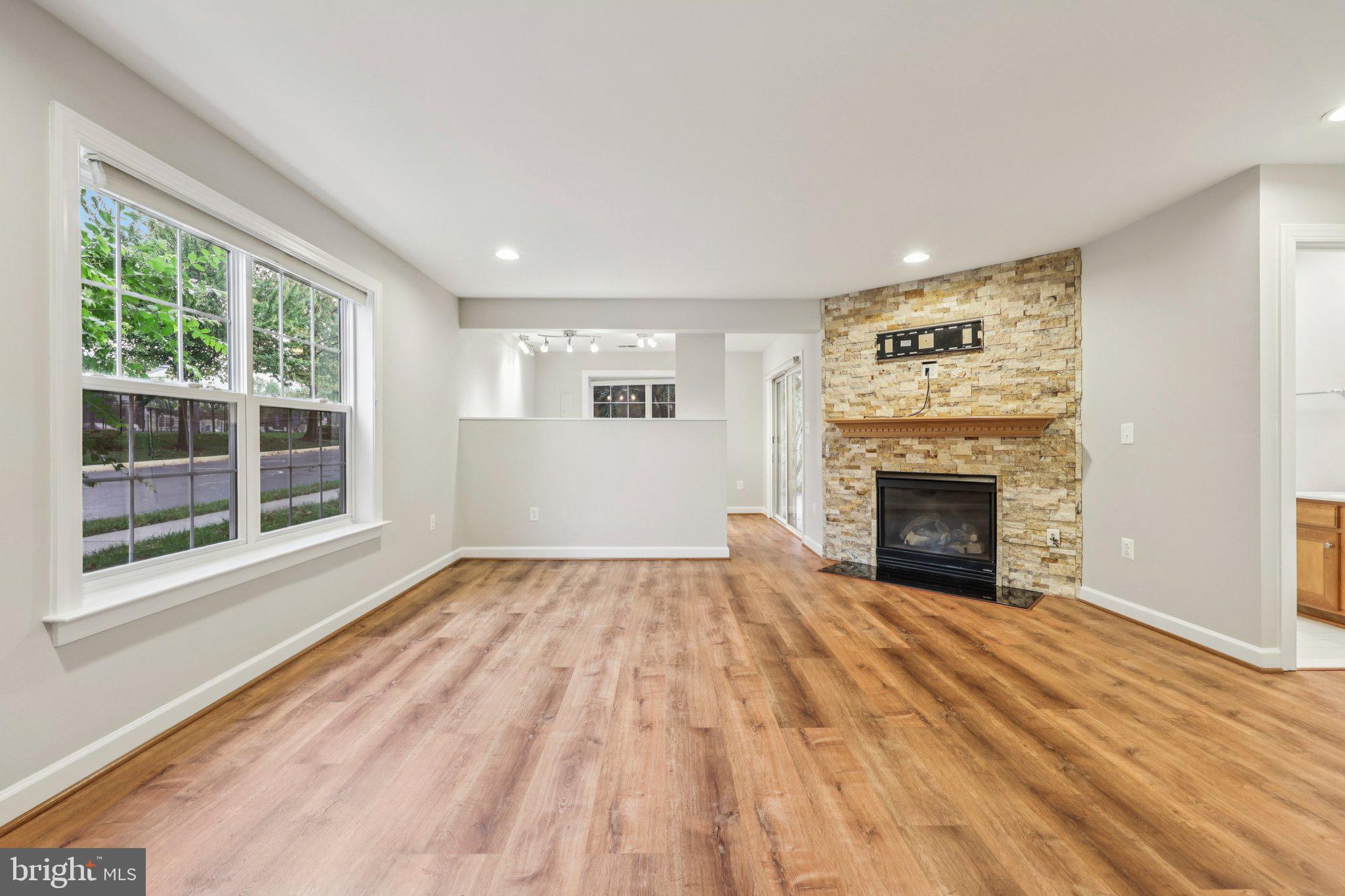 6054 POPES CREEK PLACE