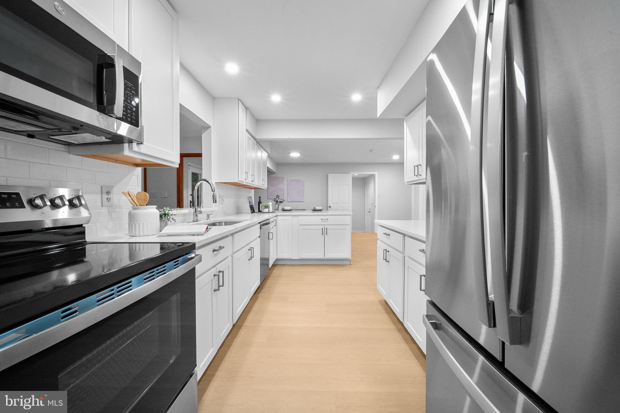 12779 LOST CREEK COURT