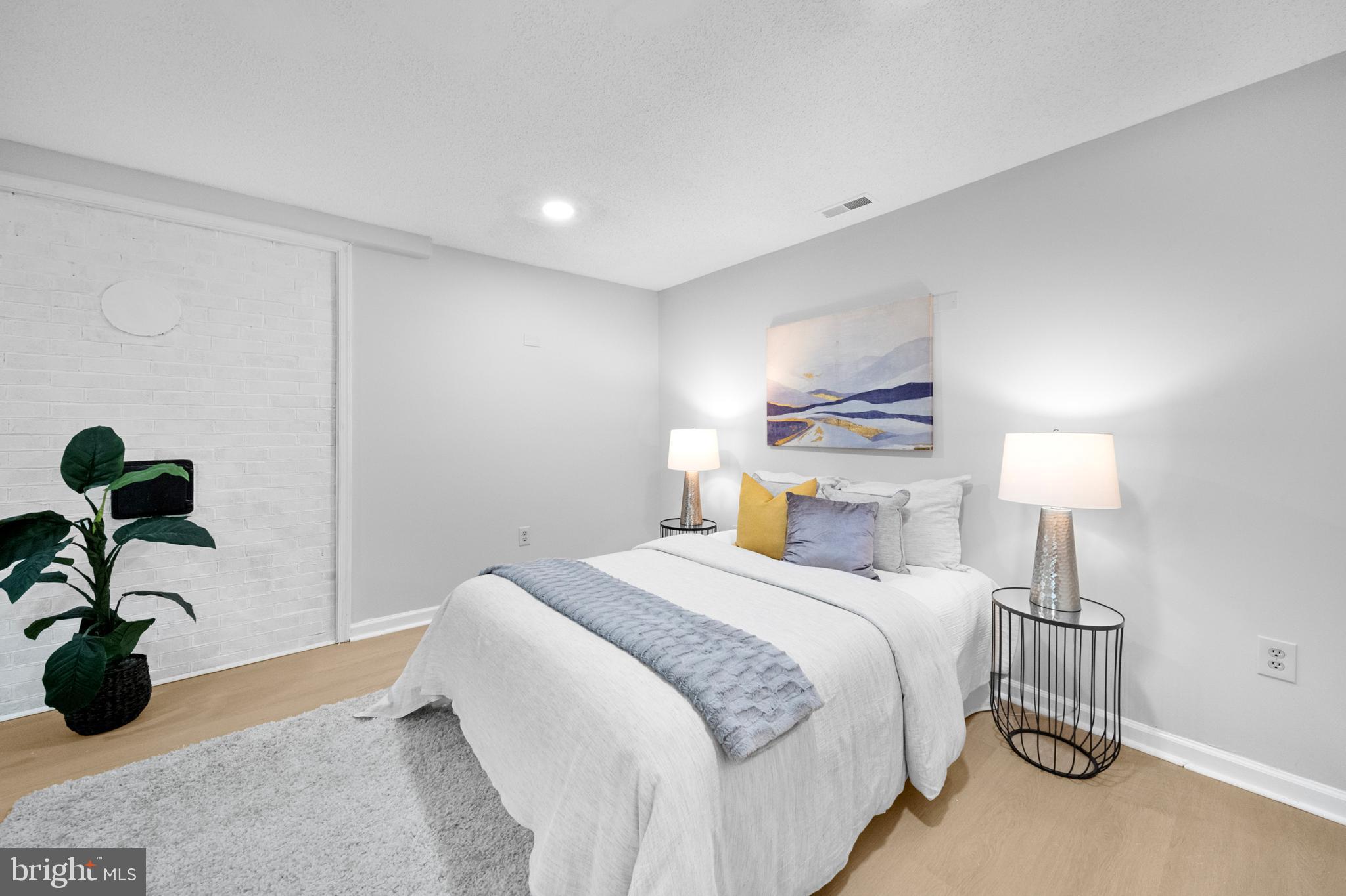 12779 LOST CREEK COURT
