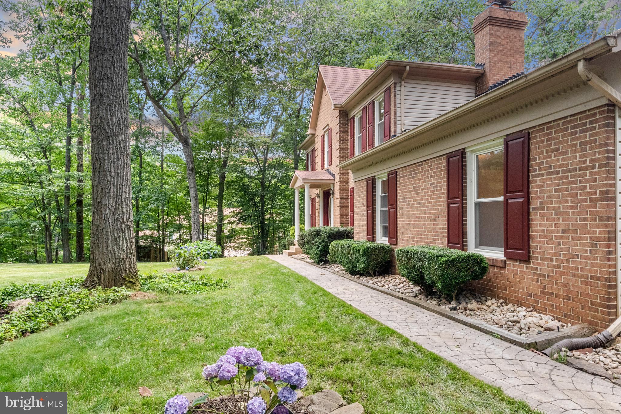 12779 LOST CREEK COURT