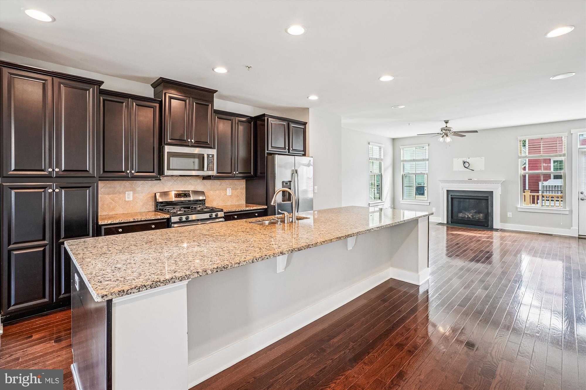 2365 HARMSWORTH DRIVE