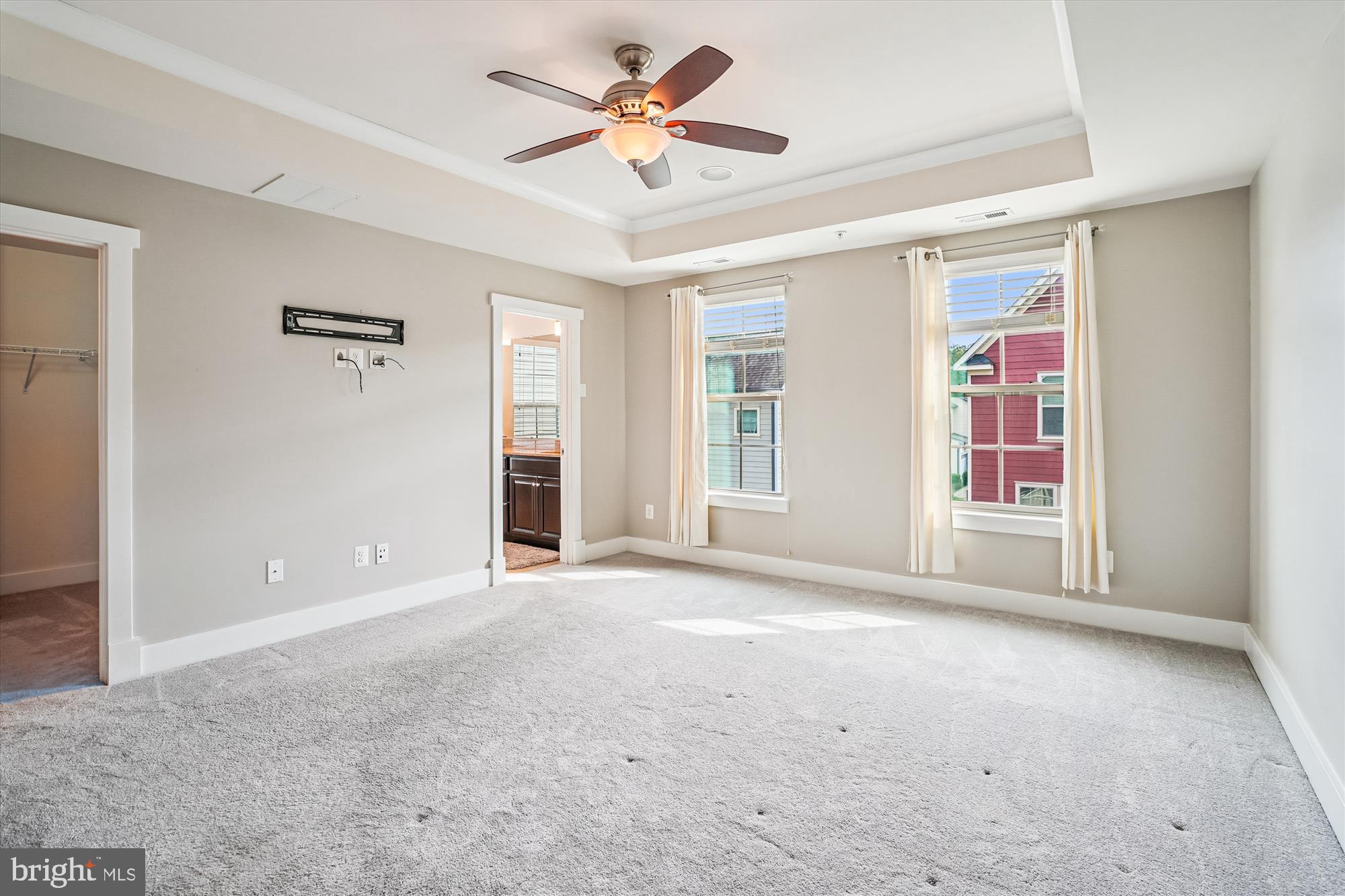 2365 HARMSWORTH DRIVE