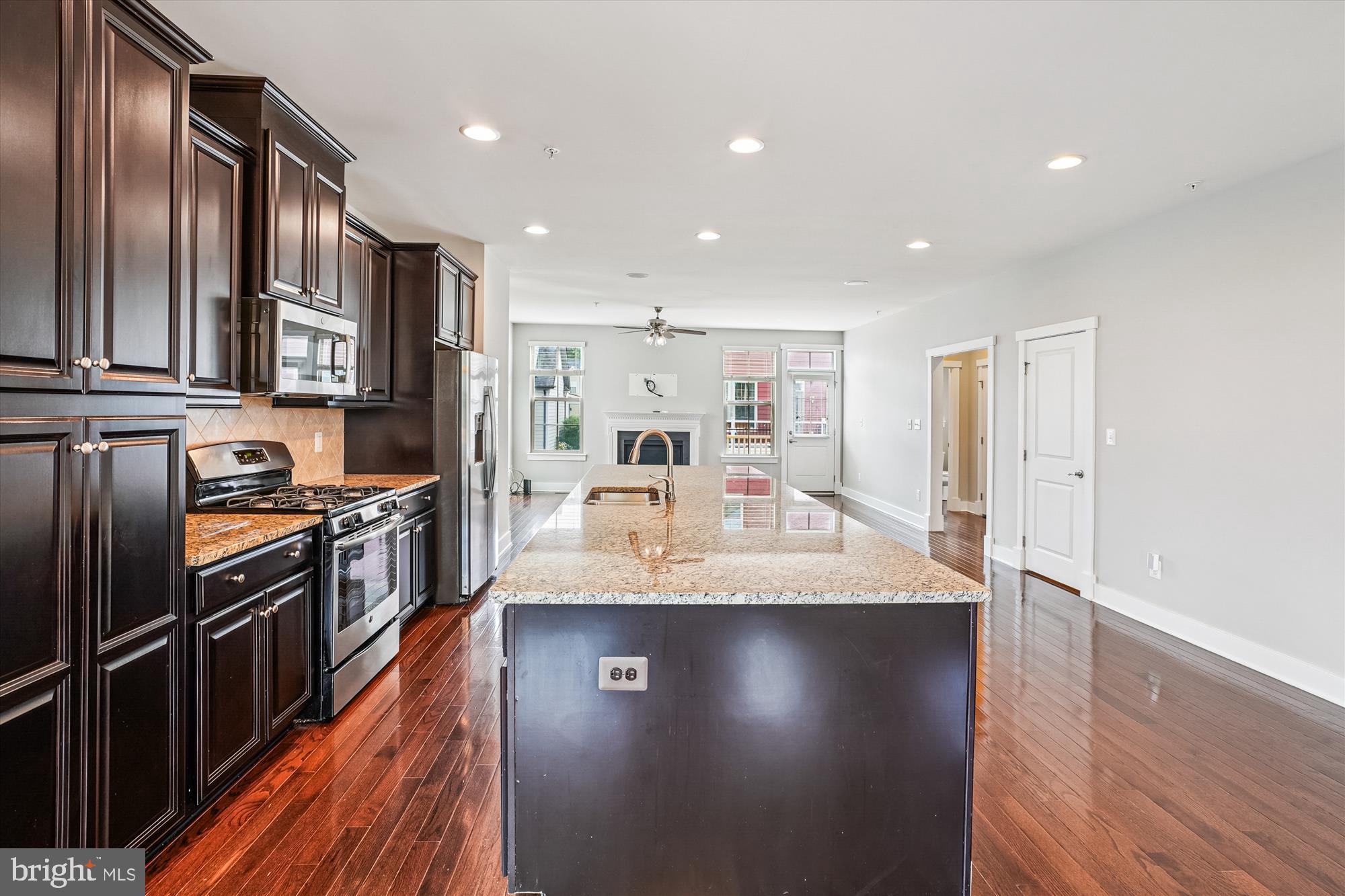 2365 HARMSWORTH DRIVE