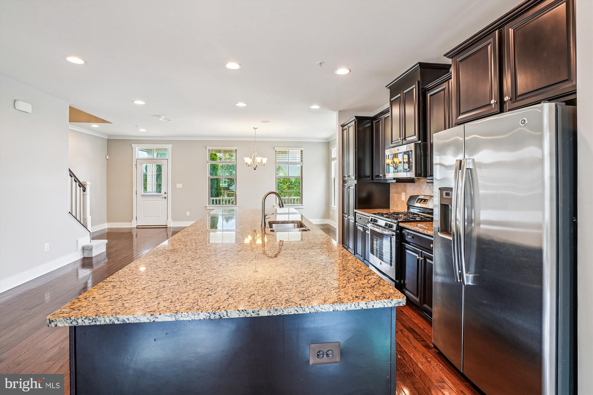 2365 HARMSWORTH DRIVE