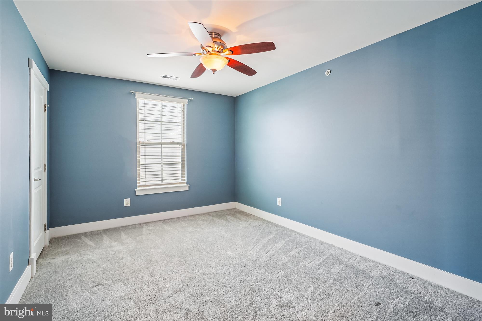 2365 HARMSWORTH DRIVE