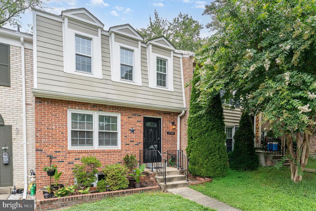 2168 MAYFLOWER DRIVE