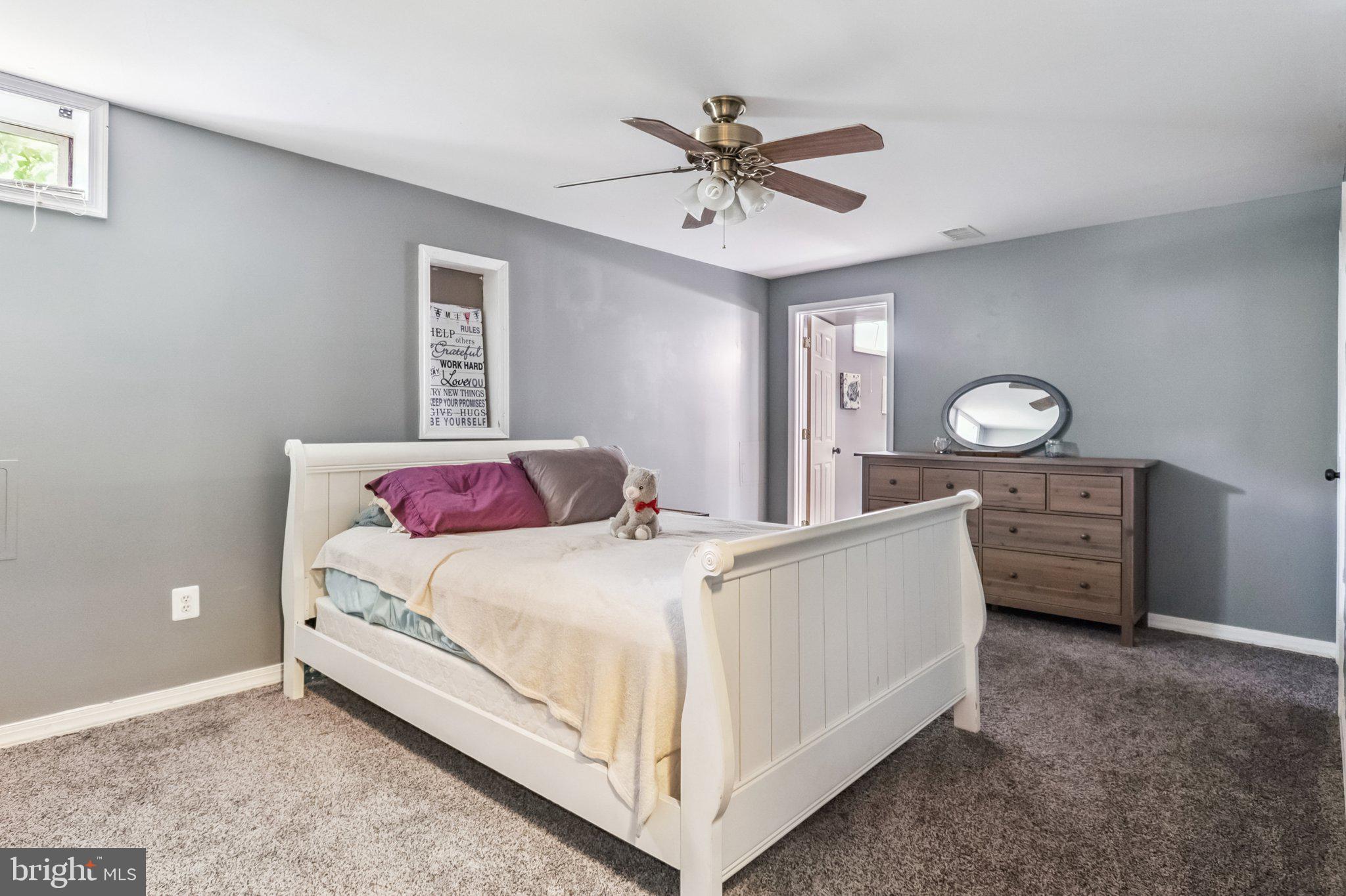 9066 COTTAGE LOOP