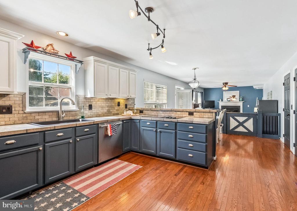 9066 COTTAGE LOOP
