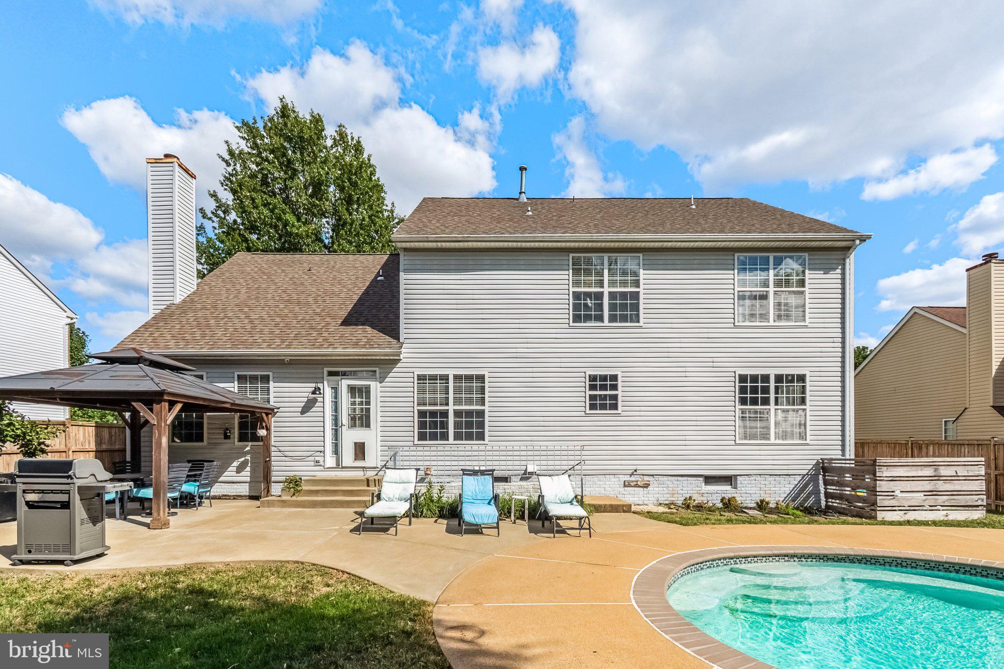 9066 COTTAGE LOOP