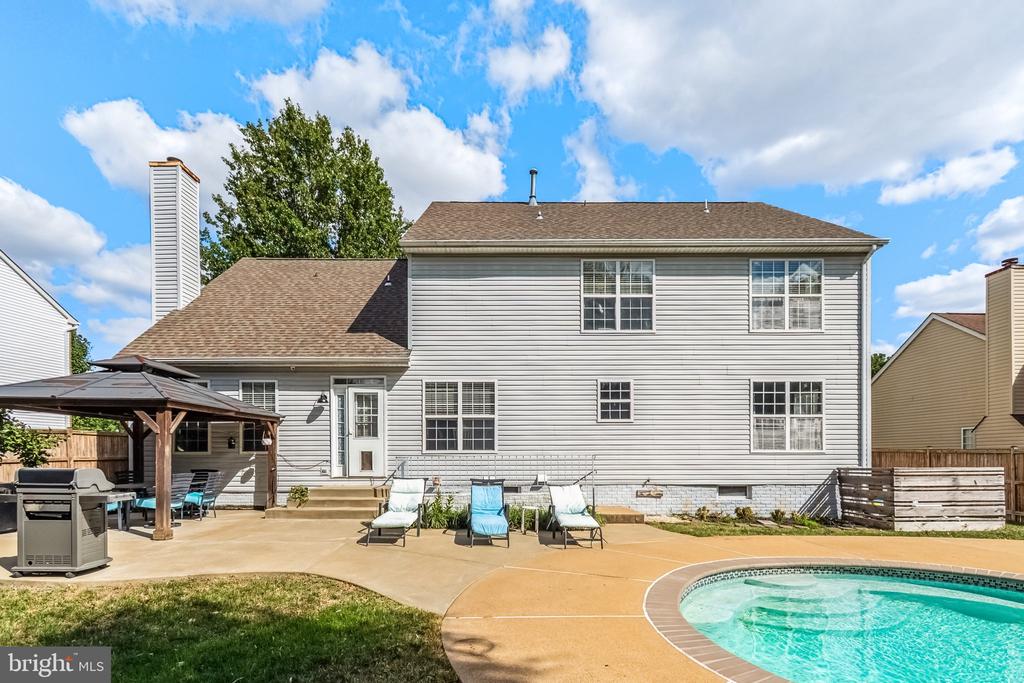 9066 COTTAGE LOOP