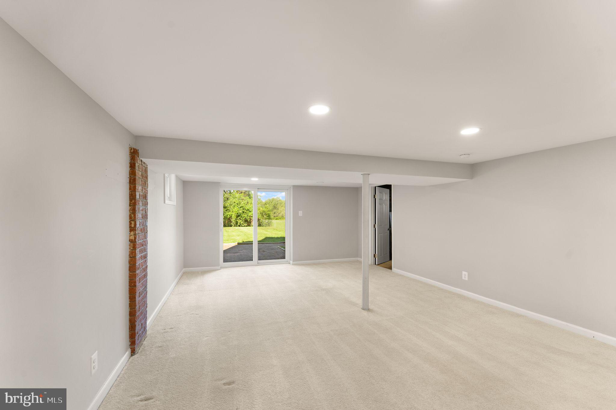 7526 ALLEGHANY ROAD