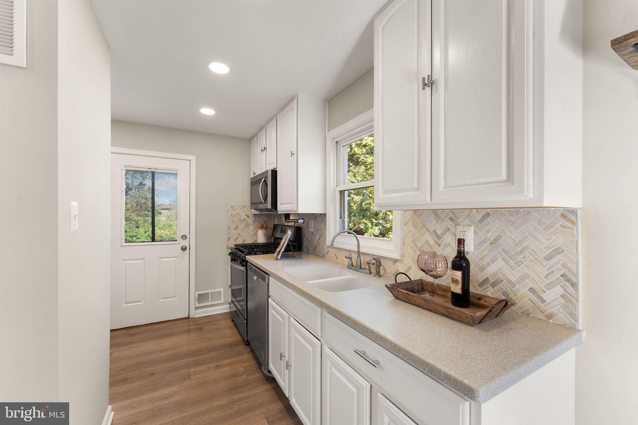7526 ALLEGHANY ROAD