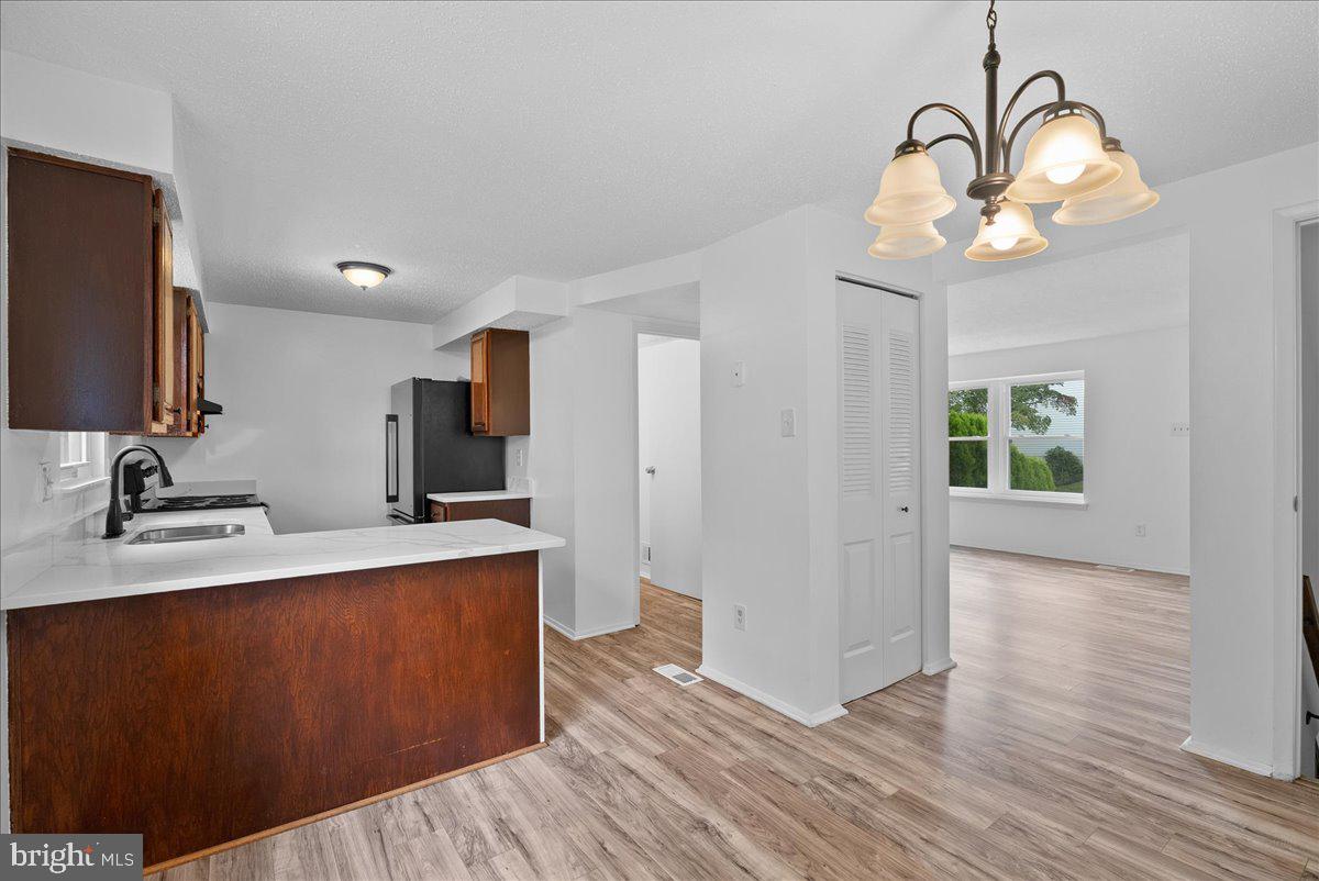 13610 BENTLEY CIRCLE