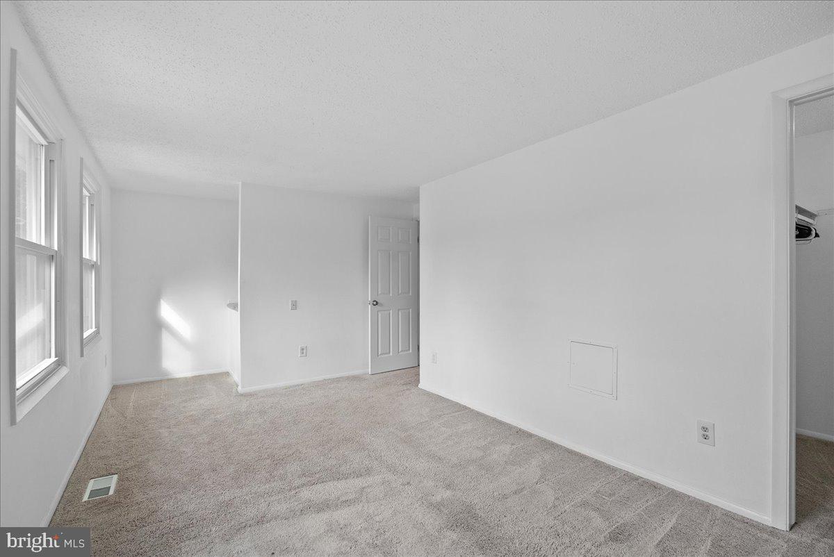 13610 BENTLEY CIRCLE