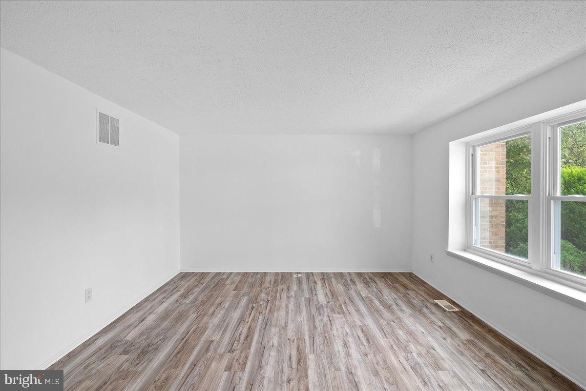 13610 BENTLEY CIRCLE