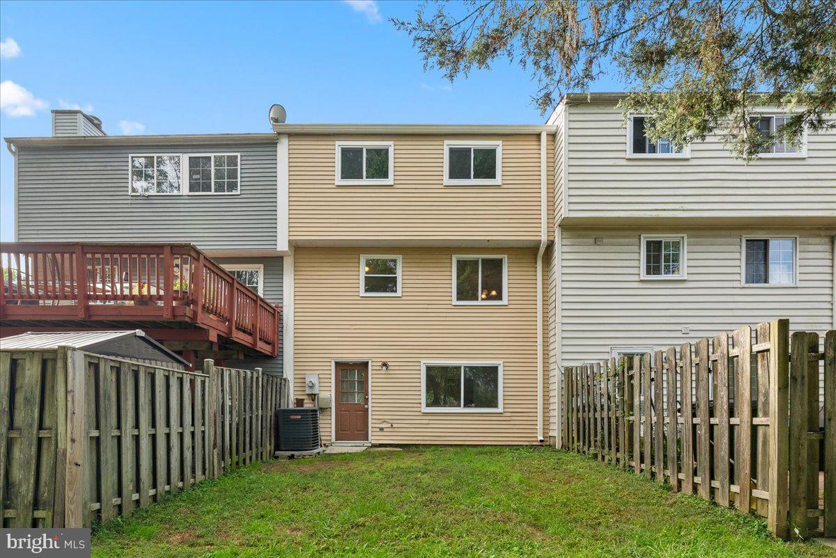 13610 BENTLEY CIRCLE