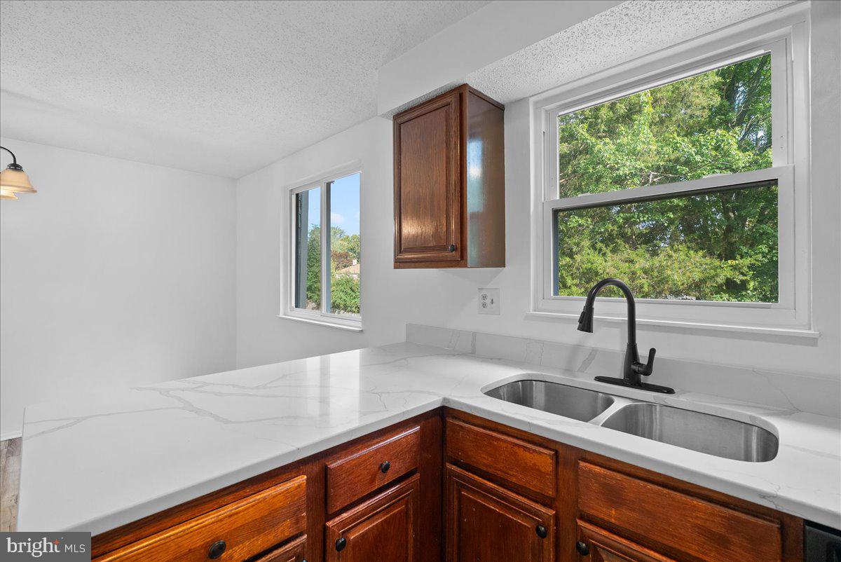 13610 BENTLEY CIRCLE