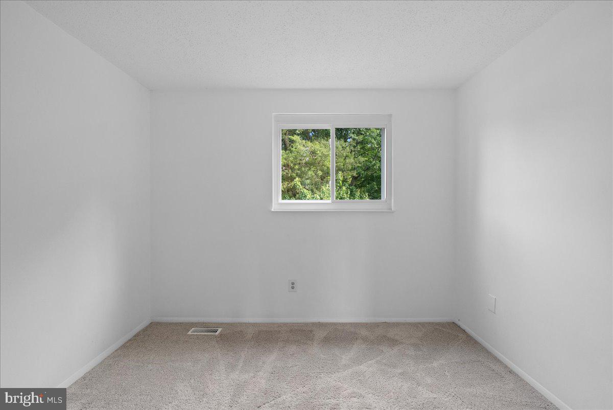 13610 BENTLEY CIRCLE
