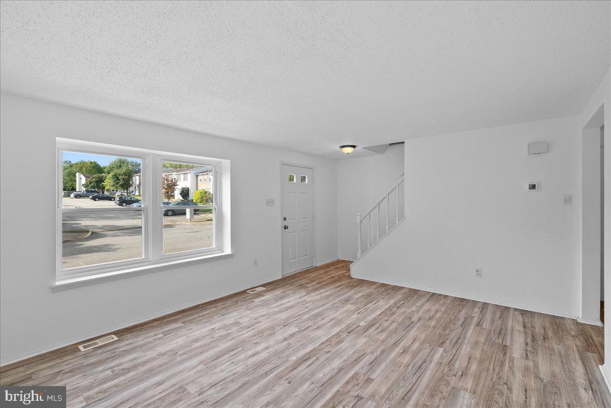 13610 BENTLEY CIRCLE