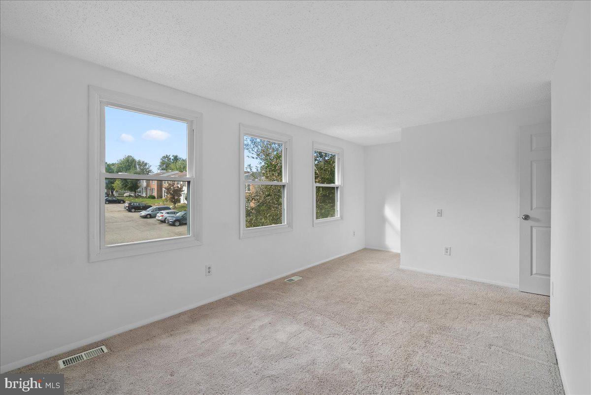 13610 BENTLEY CIRCLE