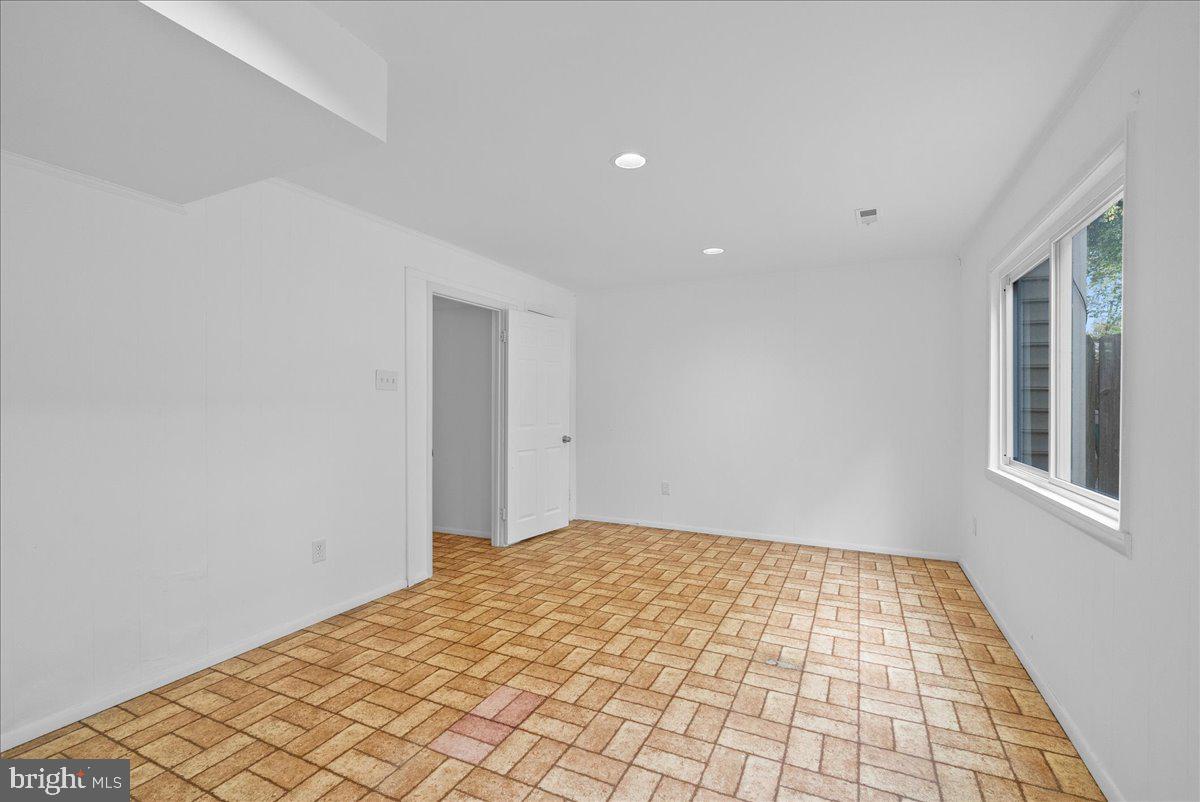 13610 BENTLEY CIRCLE
