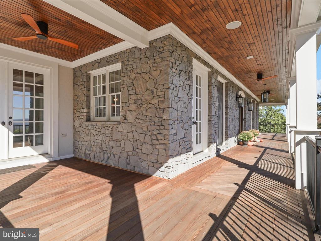16994 STORMY DRIVE