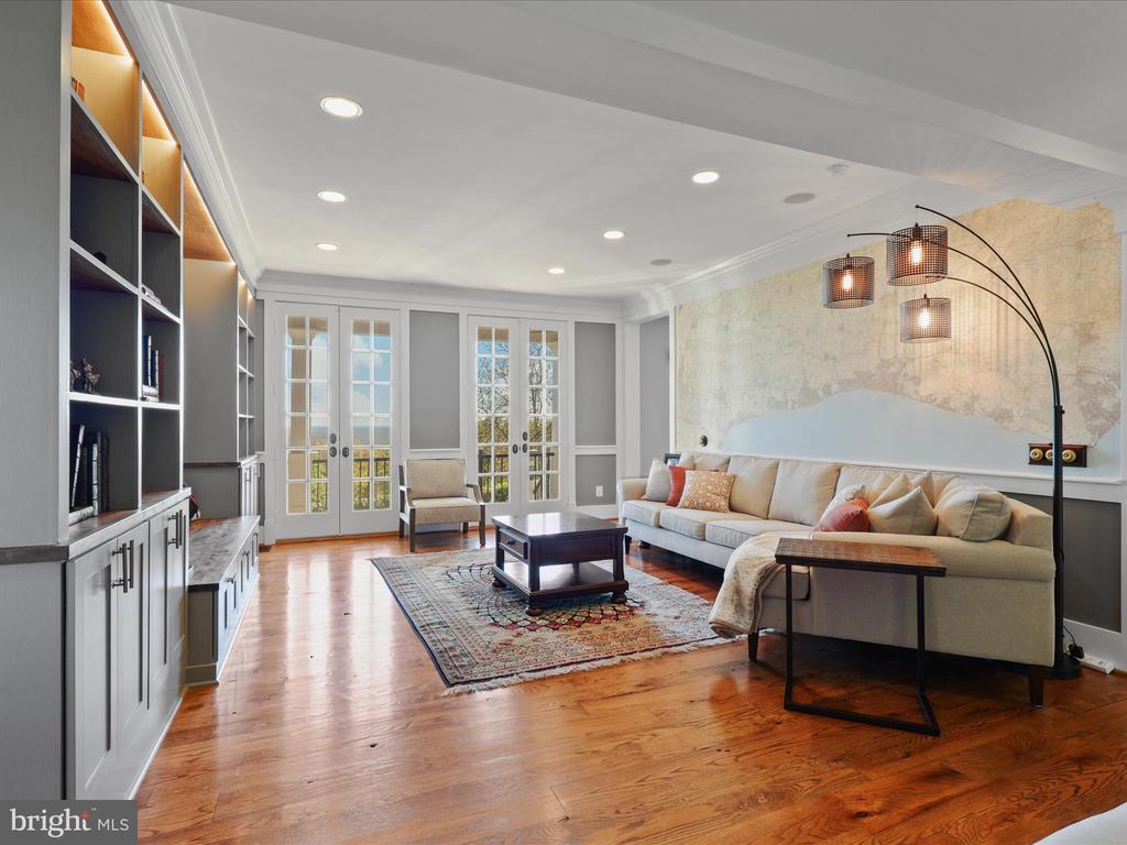 16994 STORMY DRIVE