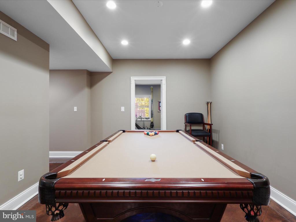 16994 STORMY DRIVE