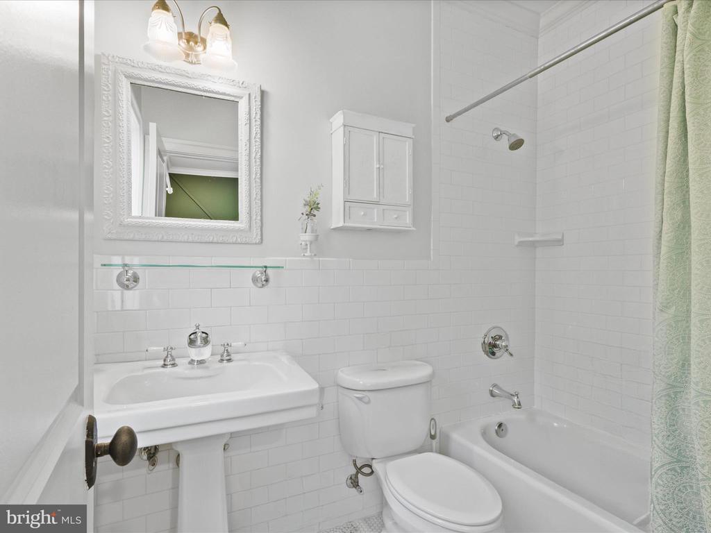 16994 STORMY DRIVE