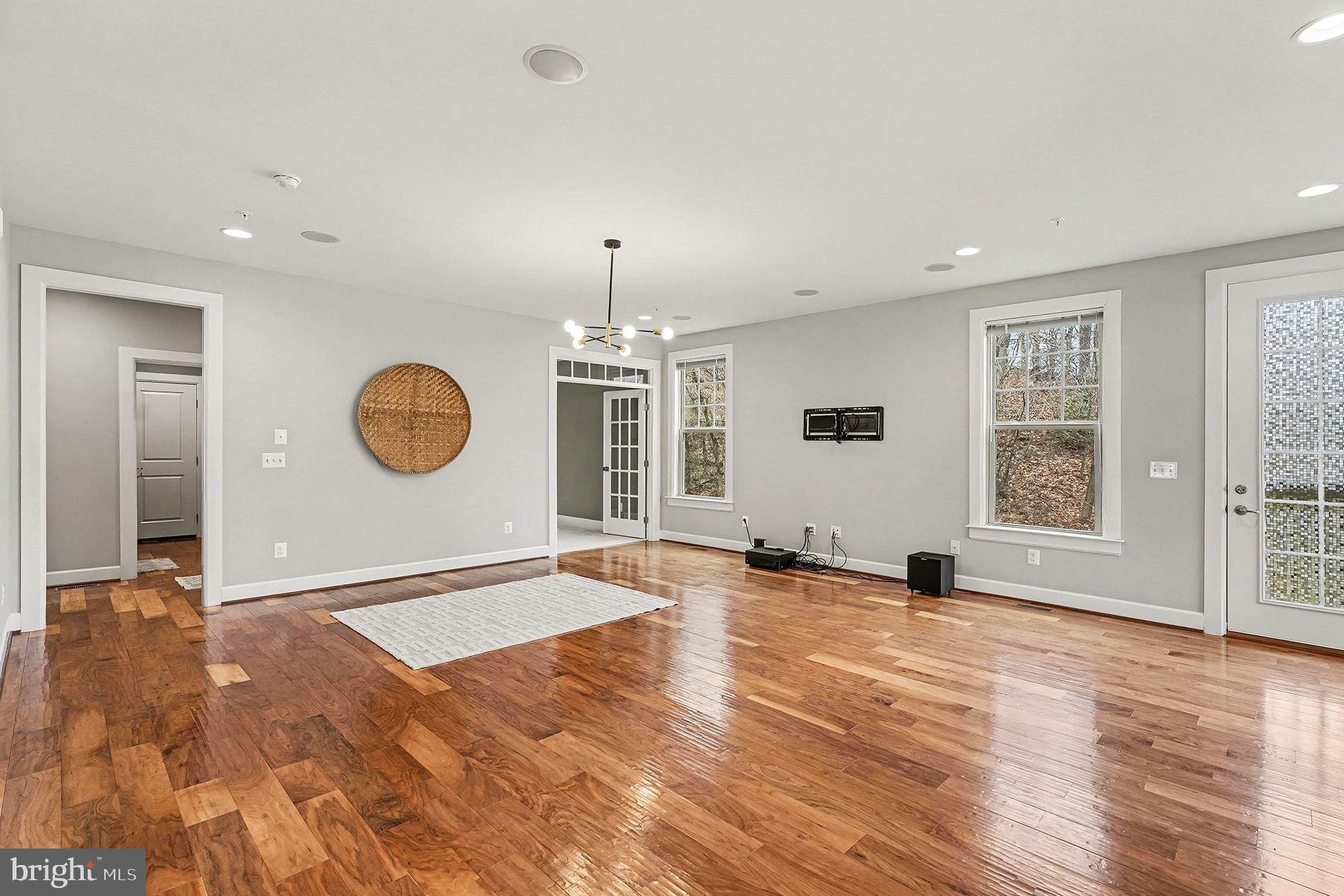 2350 SWEET PEPPERBRUSH LOOP