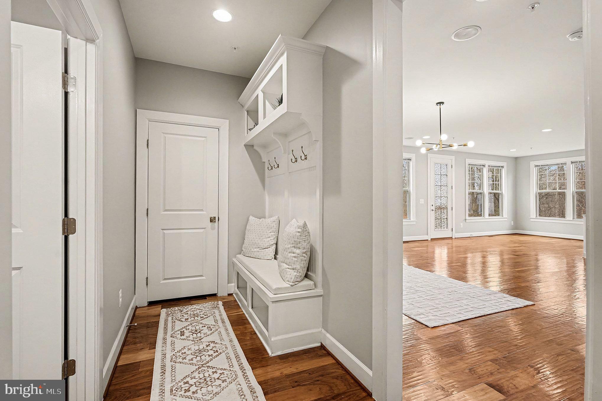 2350 SWEET PEPPERBRUSH LOOP