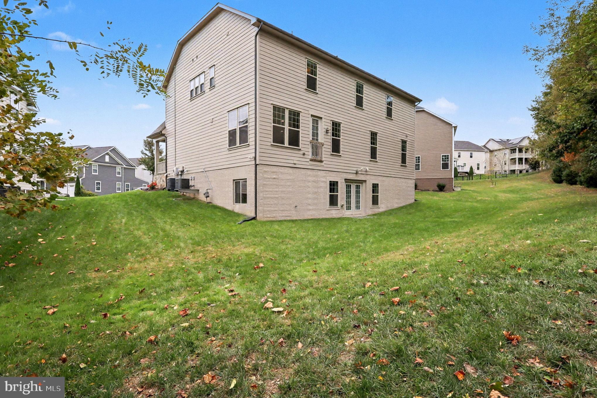 2350 SWEET PEPPERBRUSH LOOP