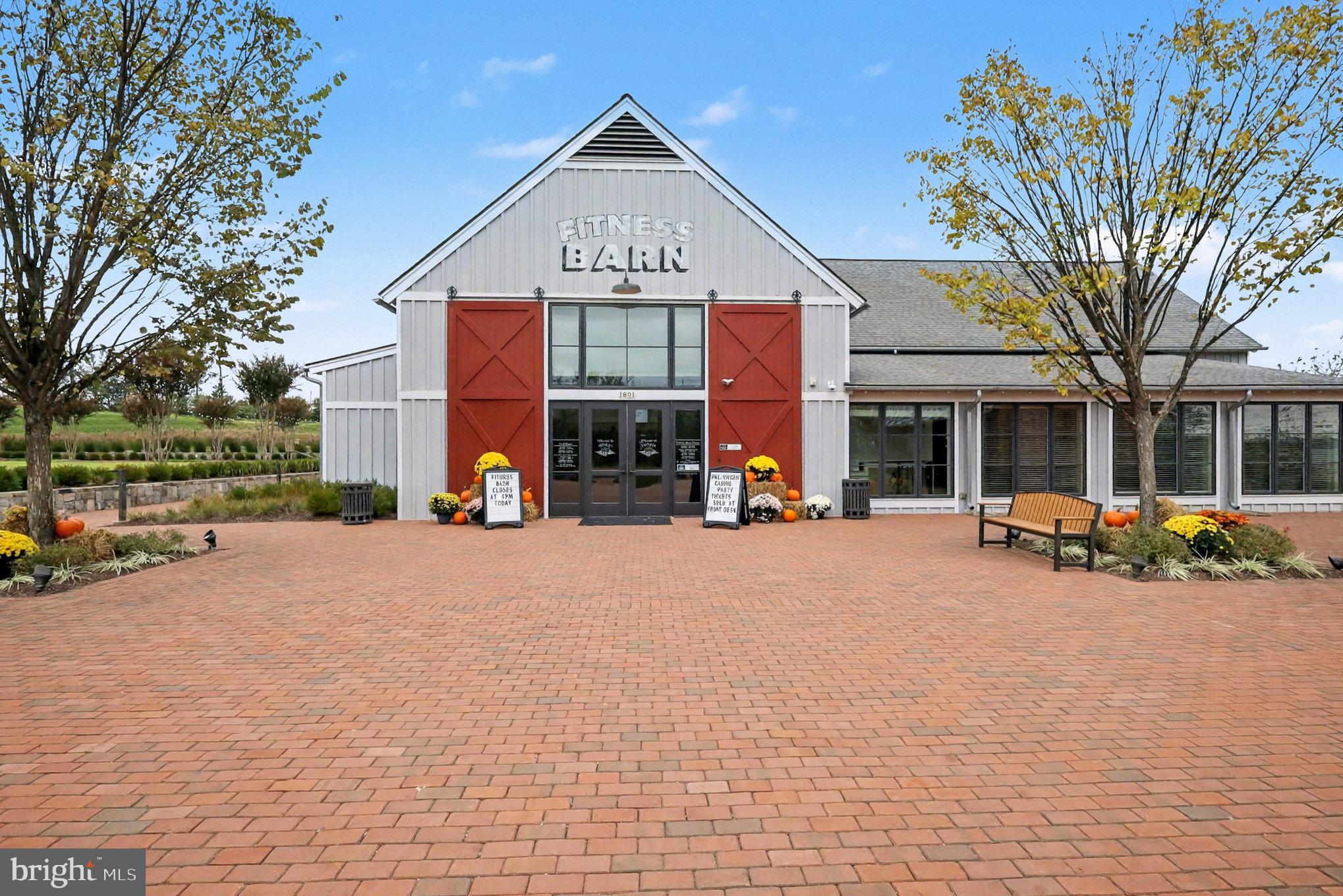 2350 SWEET PEPPERBRUSH LOOP