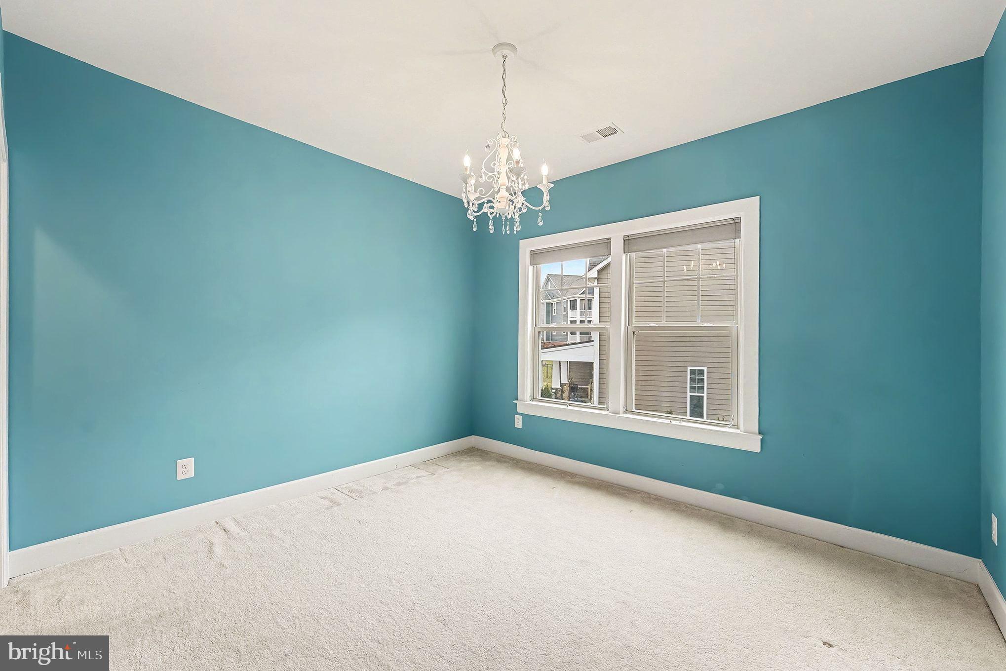 2350 SWEET PEPPERBRUSH LOOP