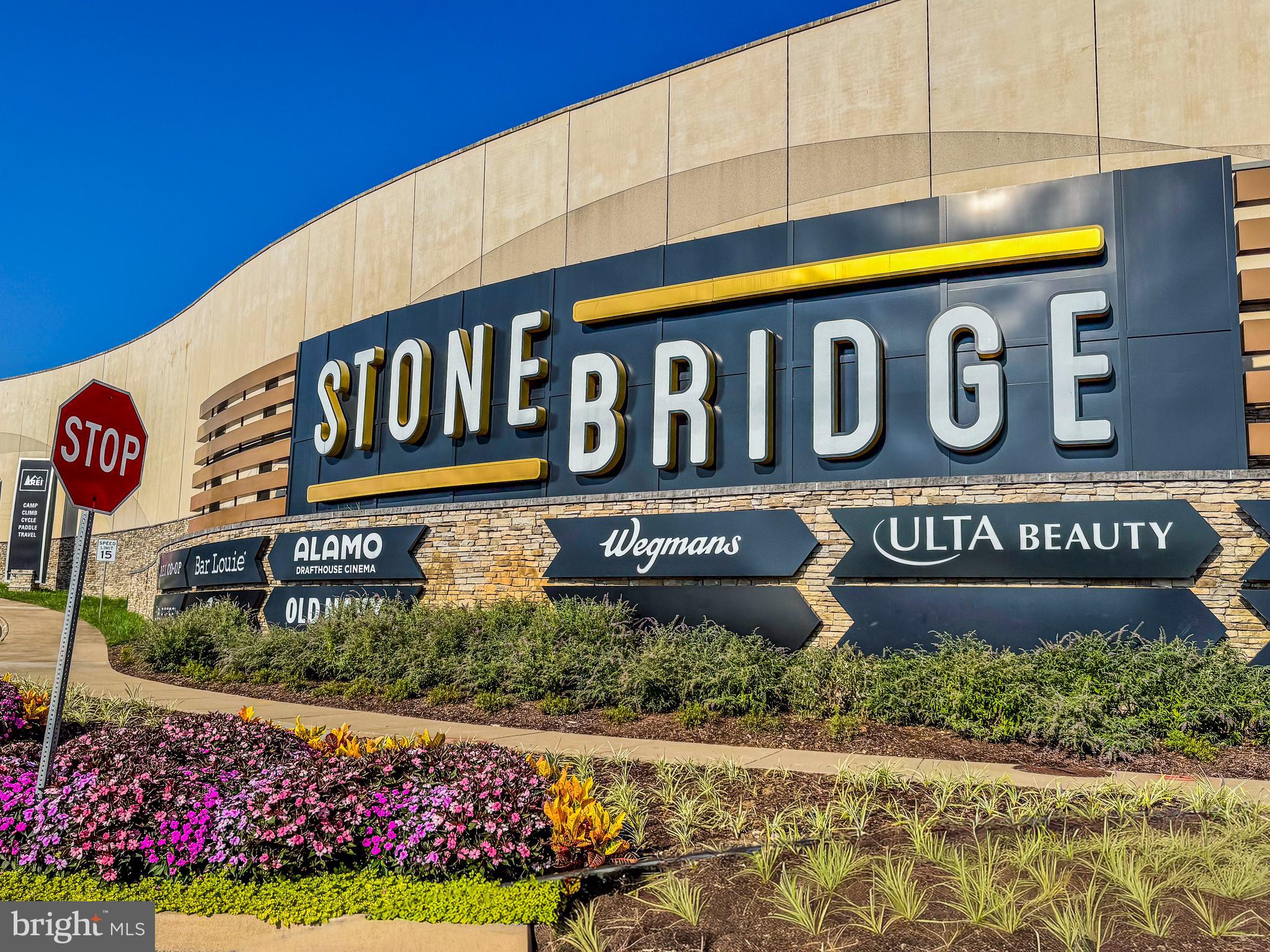 2350 SWEET PEPPERBRUSH LOOP