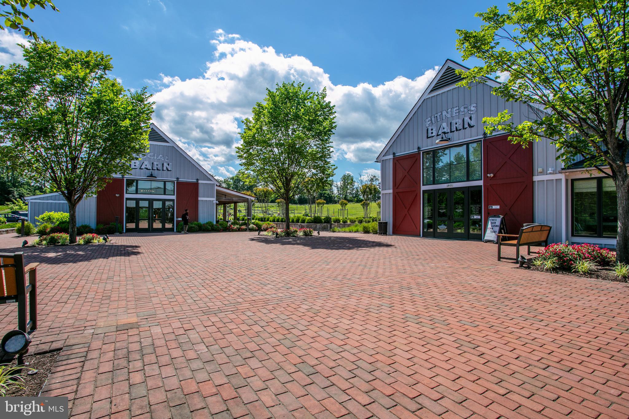 2350 SWEET PEPPERBRUSH LOOP