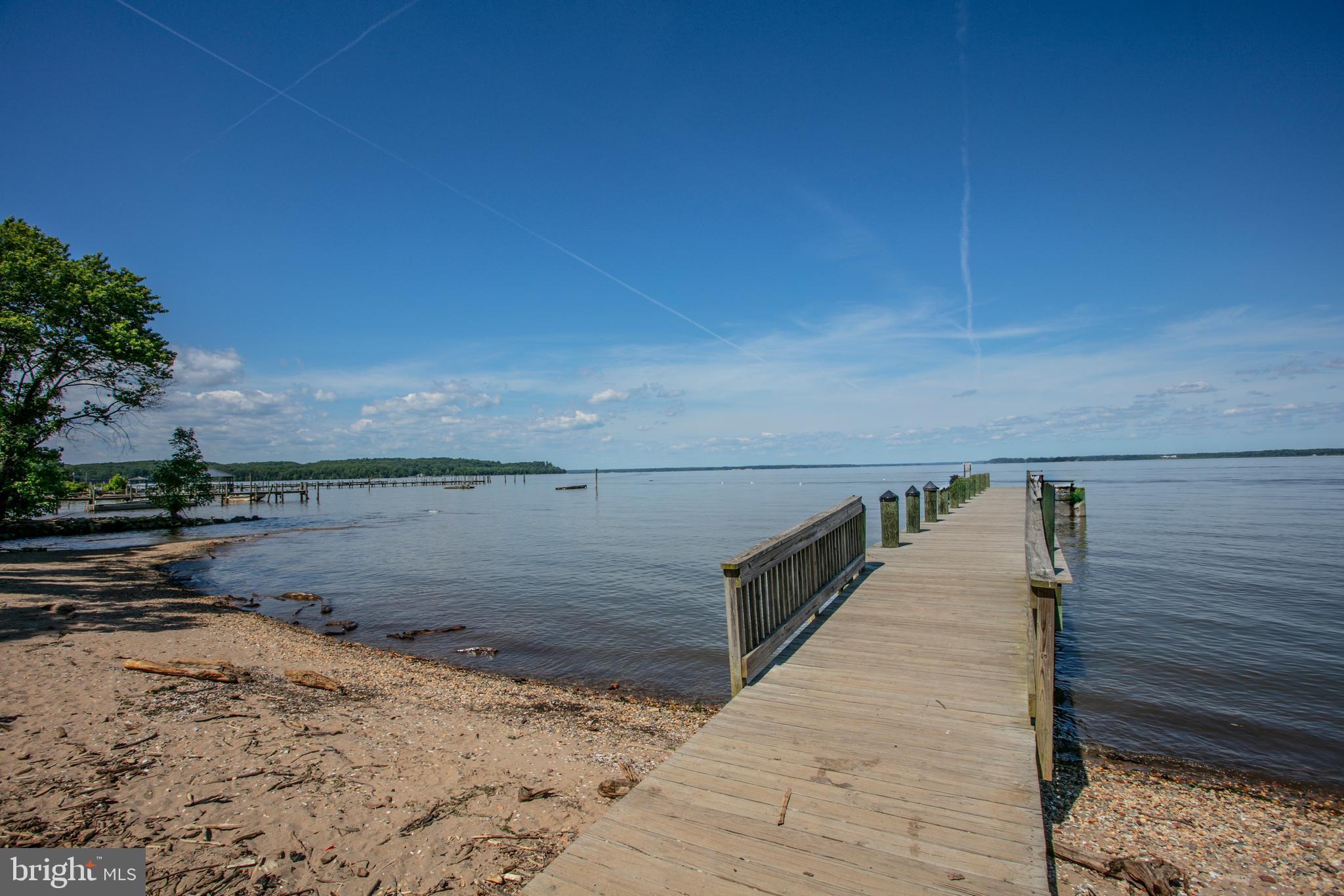 2350 SWEET PEPPERBRUSH LOOP