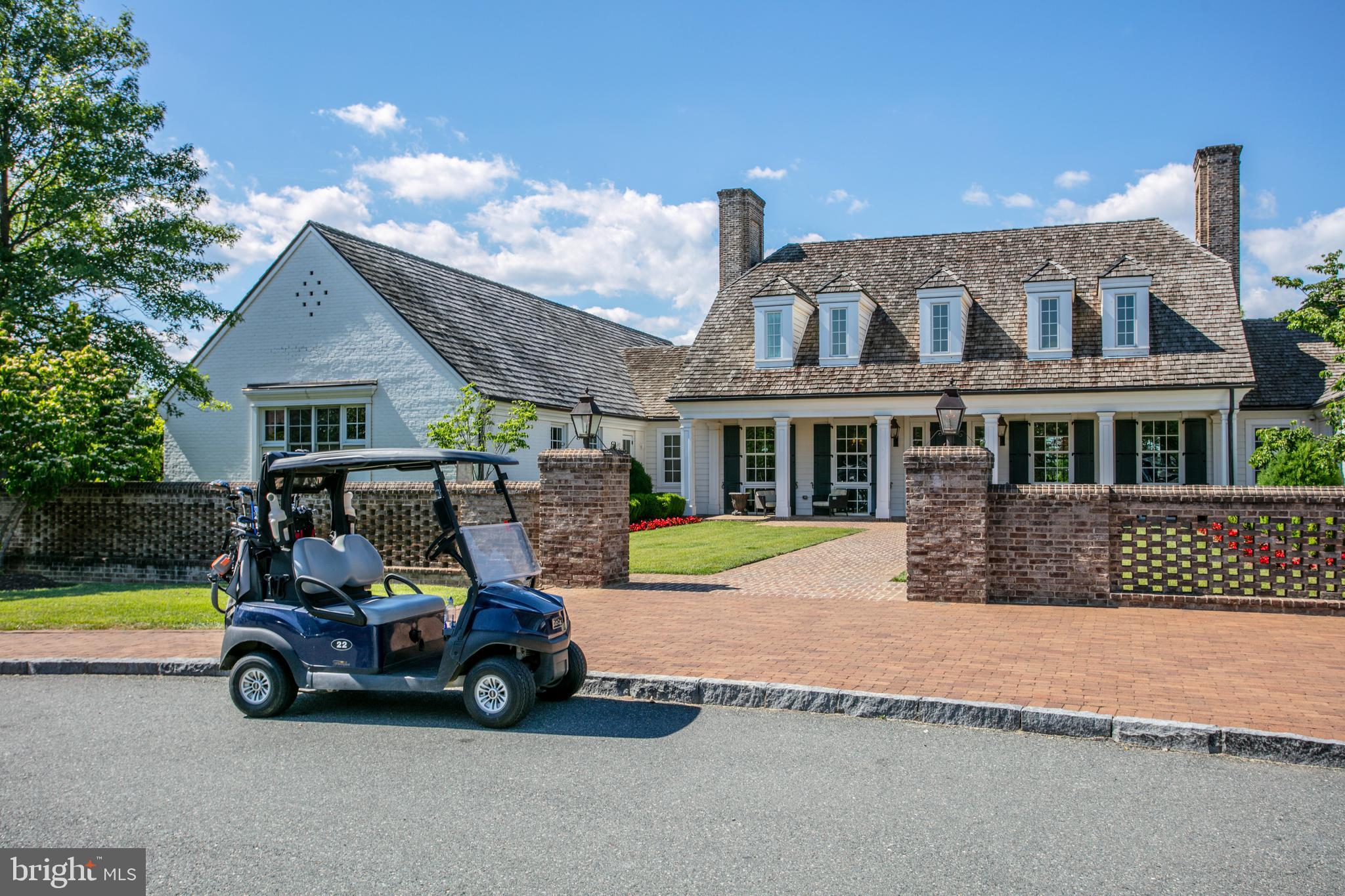 2350 SWEET PEPPERBRUSH LOOP