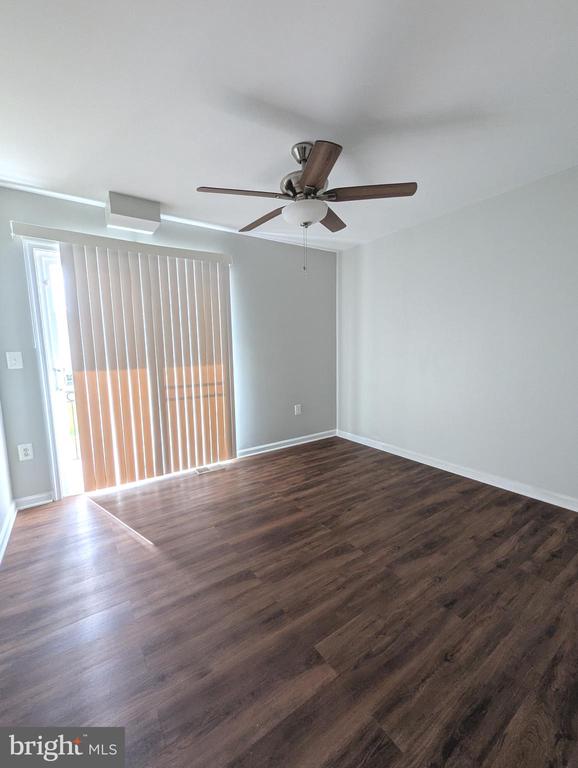 2419 RAINSWOOD LANE