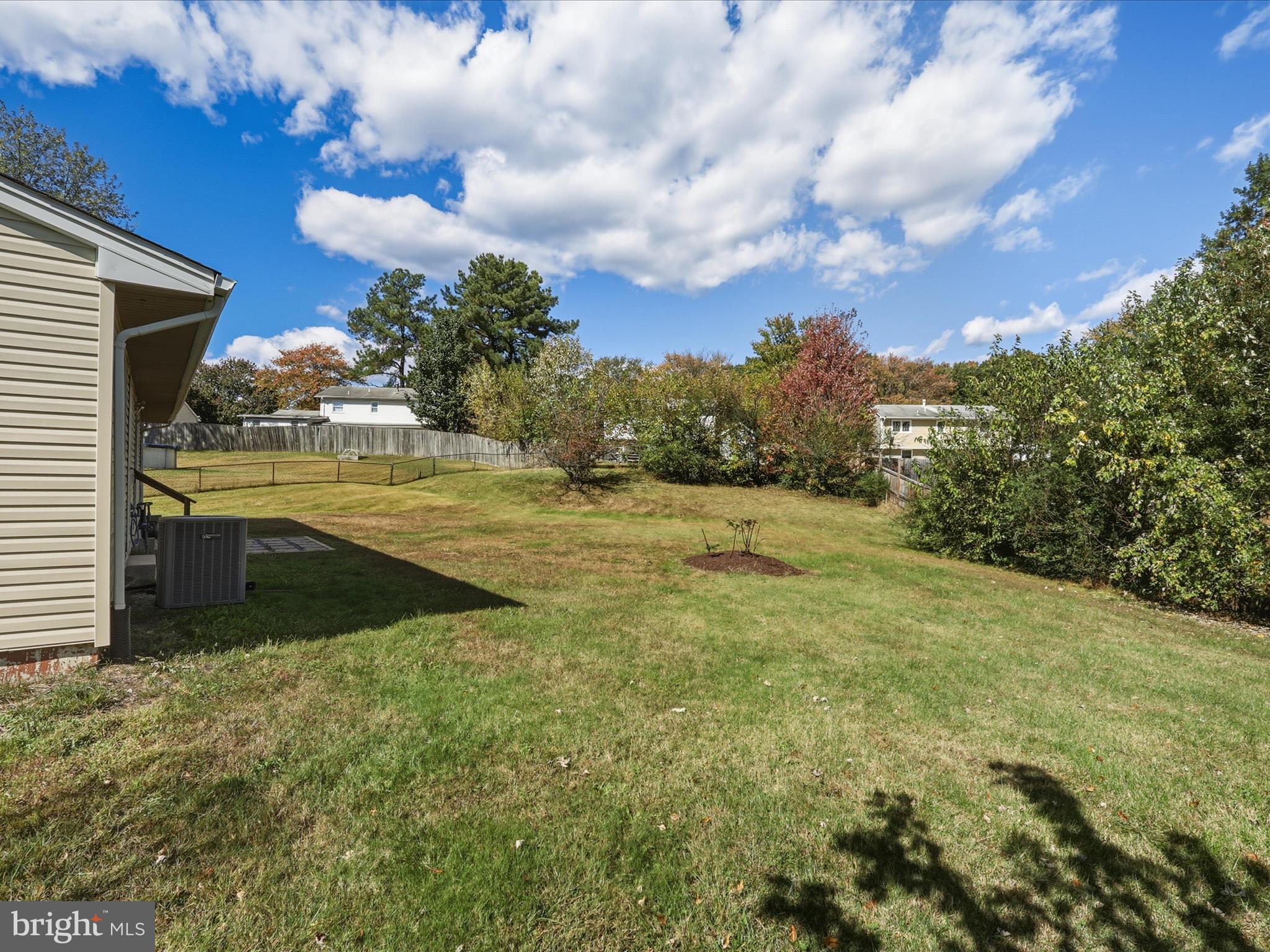 13203 HAMPSHIRE COURT