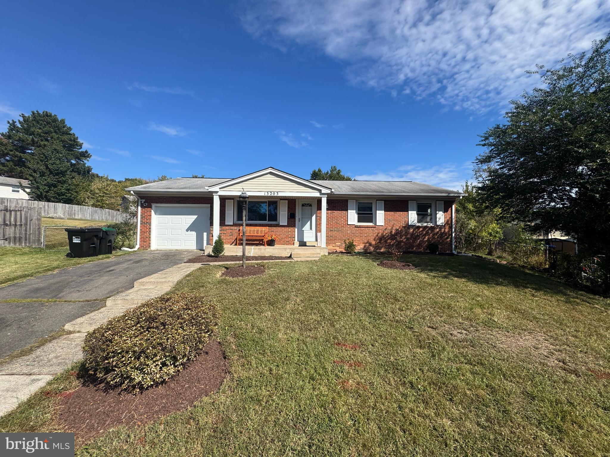 13203 HAMPSHIRE COURT