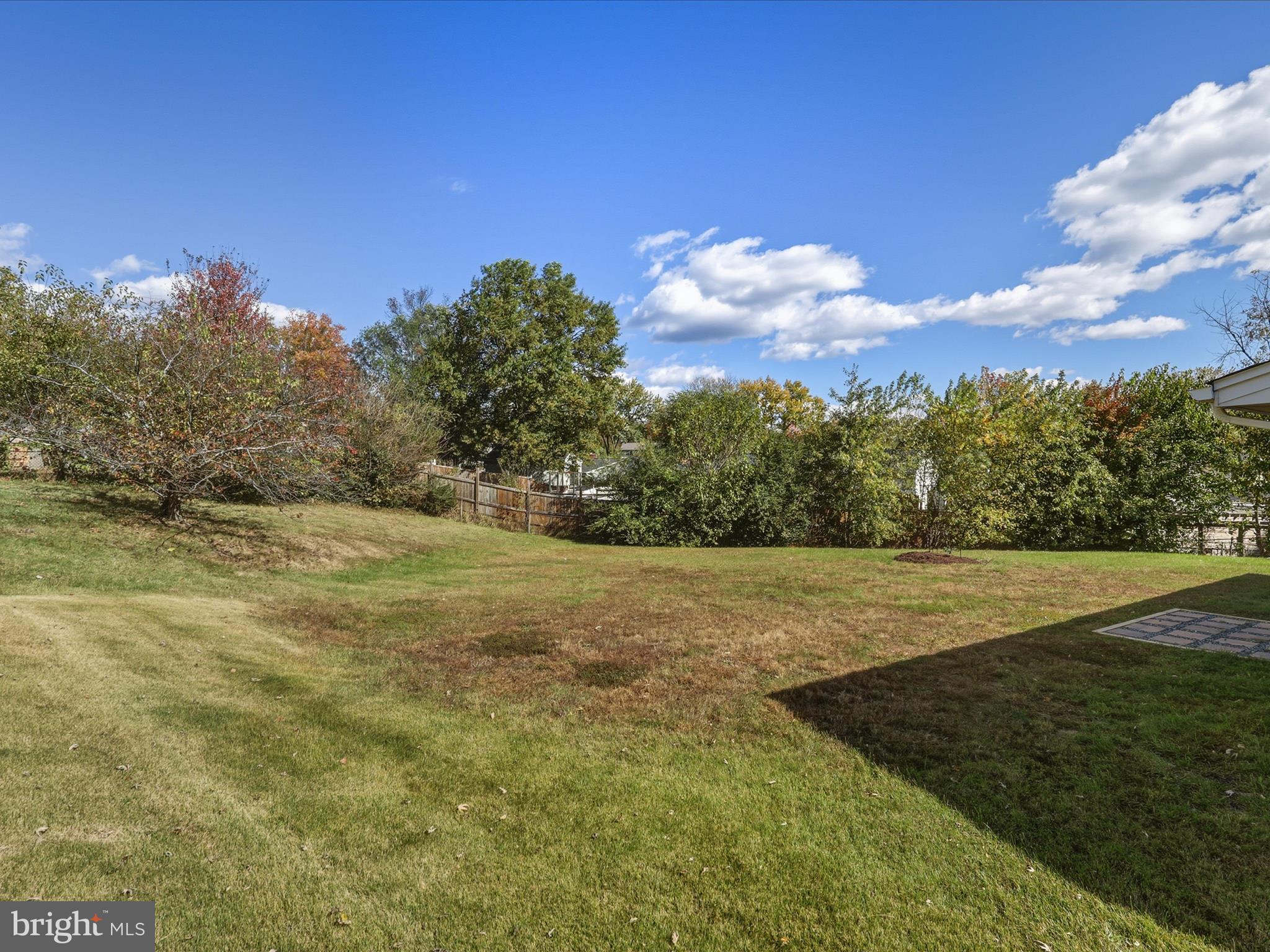 13203 HAMPSHIRE COURT