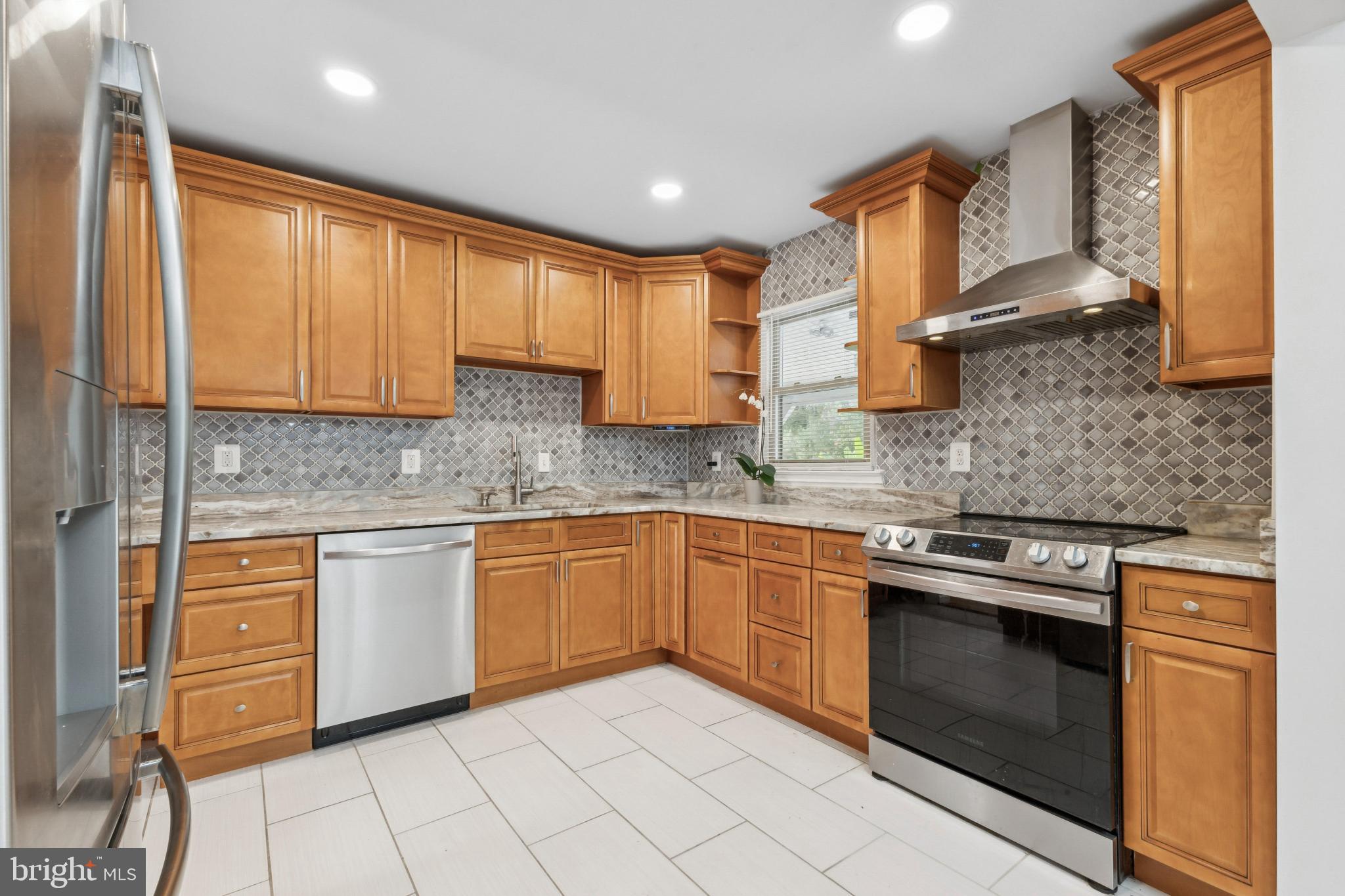 13612 KERRYDALE ROAD