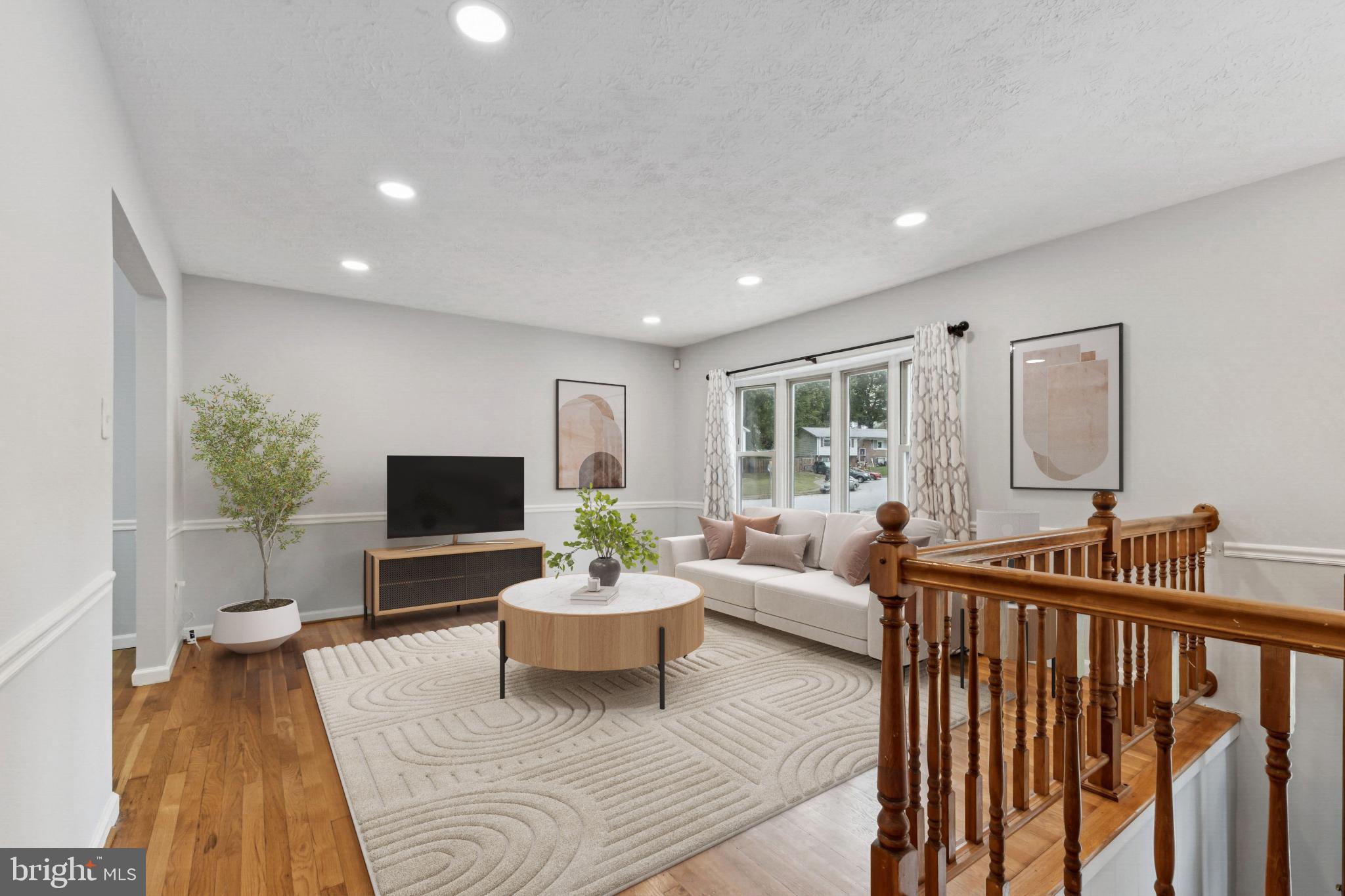 13612 KERRYDALE ROAD