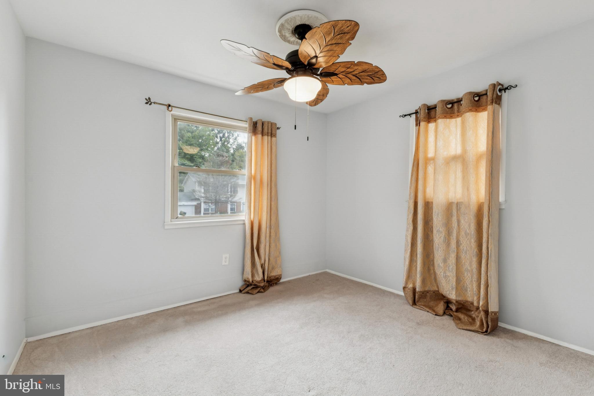 13612 KERRYDALE ROAD