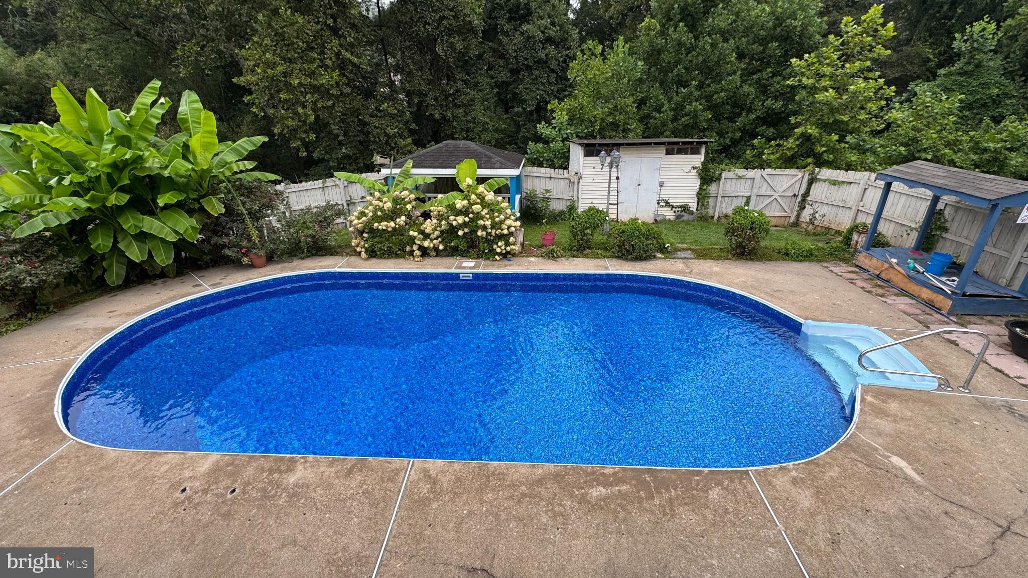 13612 KERRYDALE ROAD