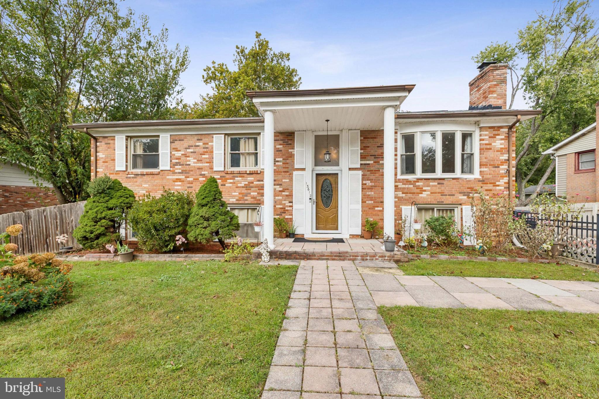 13612 KERRYDALE ROAD