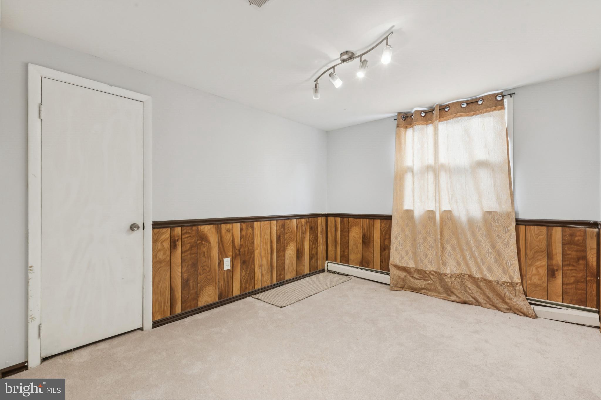 13612 KERRYDALE ROAD