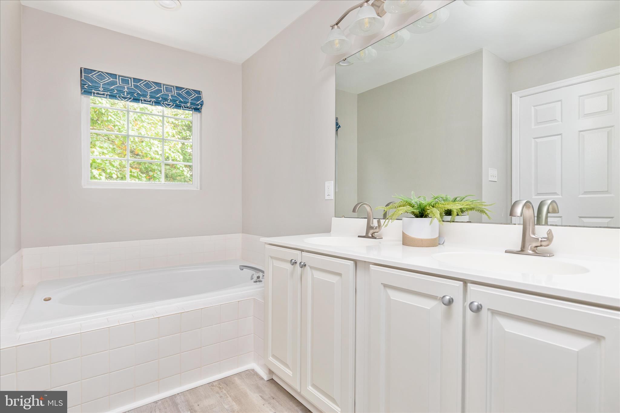 14753 LINKS POND CIRCLE