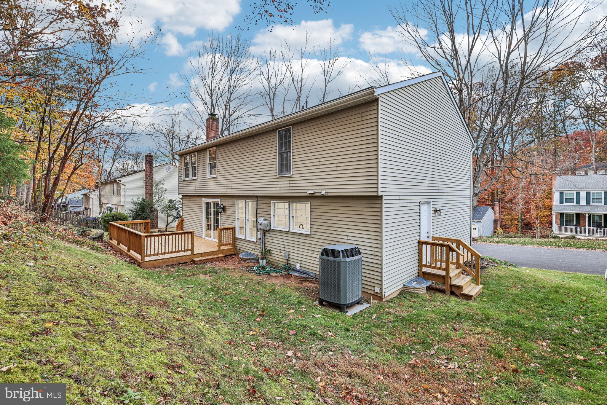 15331 EDGEHILL DRIVE